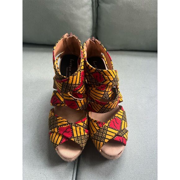 Bettye Muller Women's Espadrille Wedge Sandals Multicolor Size 7.5 - Picture 3 of 6